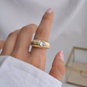 ANILLO GRUESO Y CORAZON