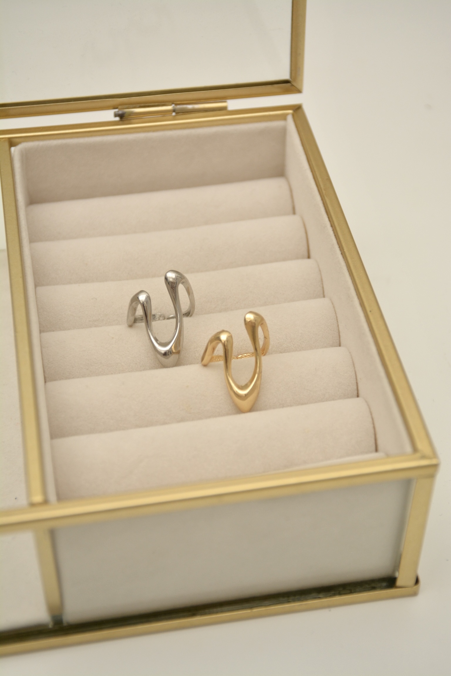 ANILLO CAIDA - Image 2