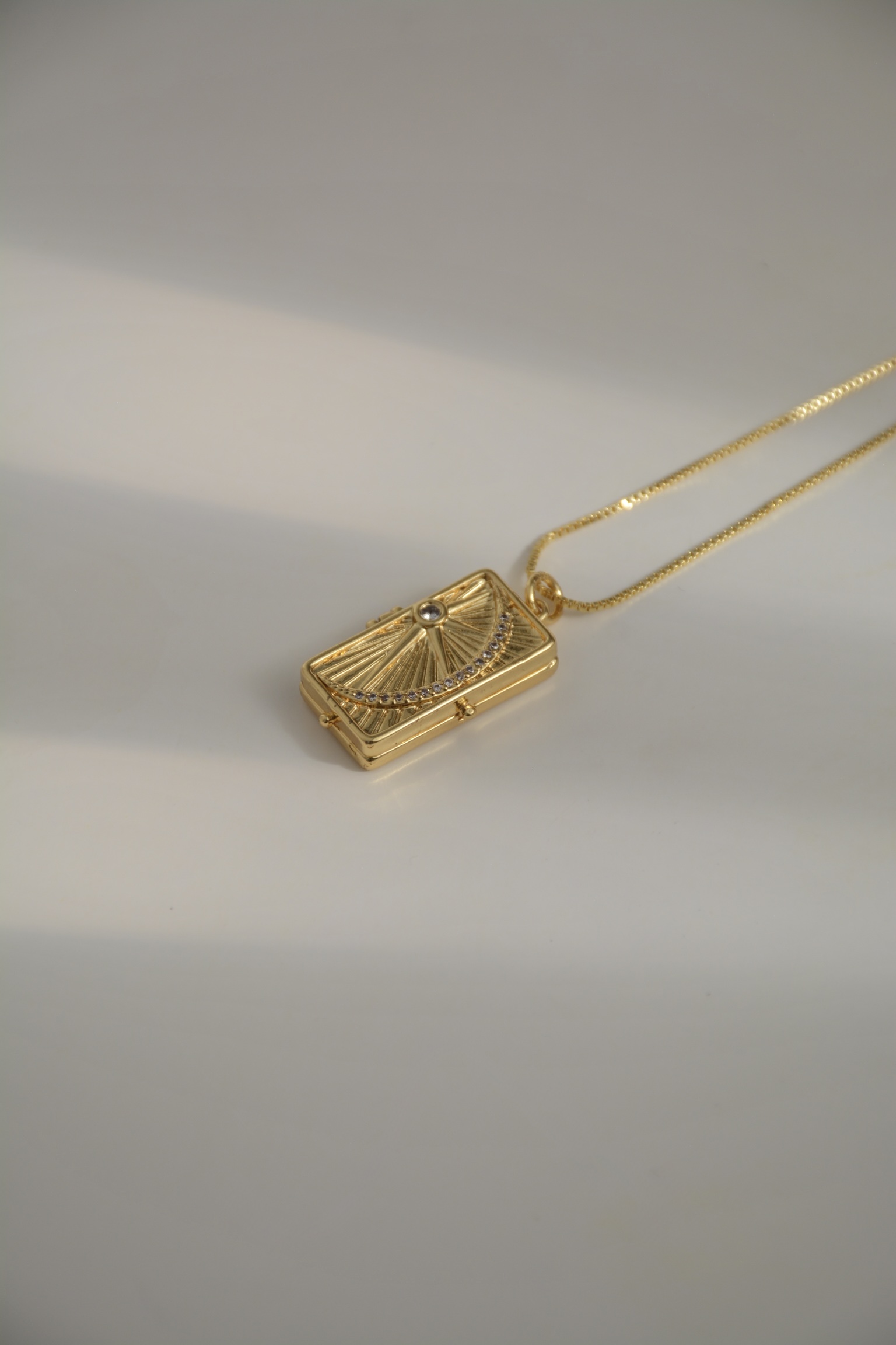 CADENA RELICARIO RECTANGULAR - Image 3