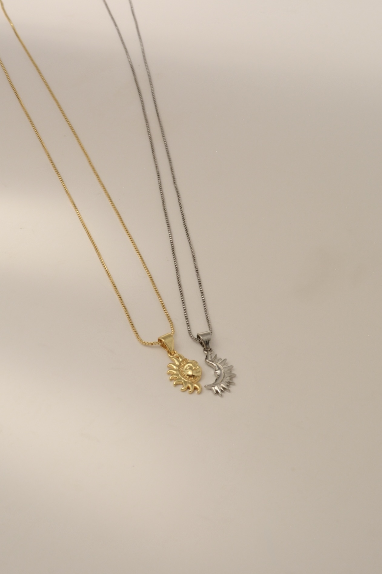 CADENA SOL Y LUNA BITONO - Image 2