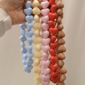CADENA CORAZÓN CHICLE