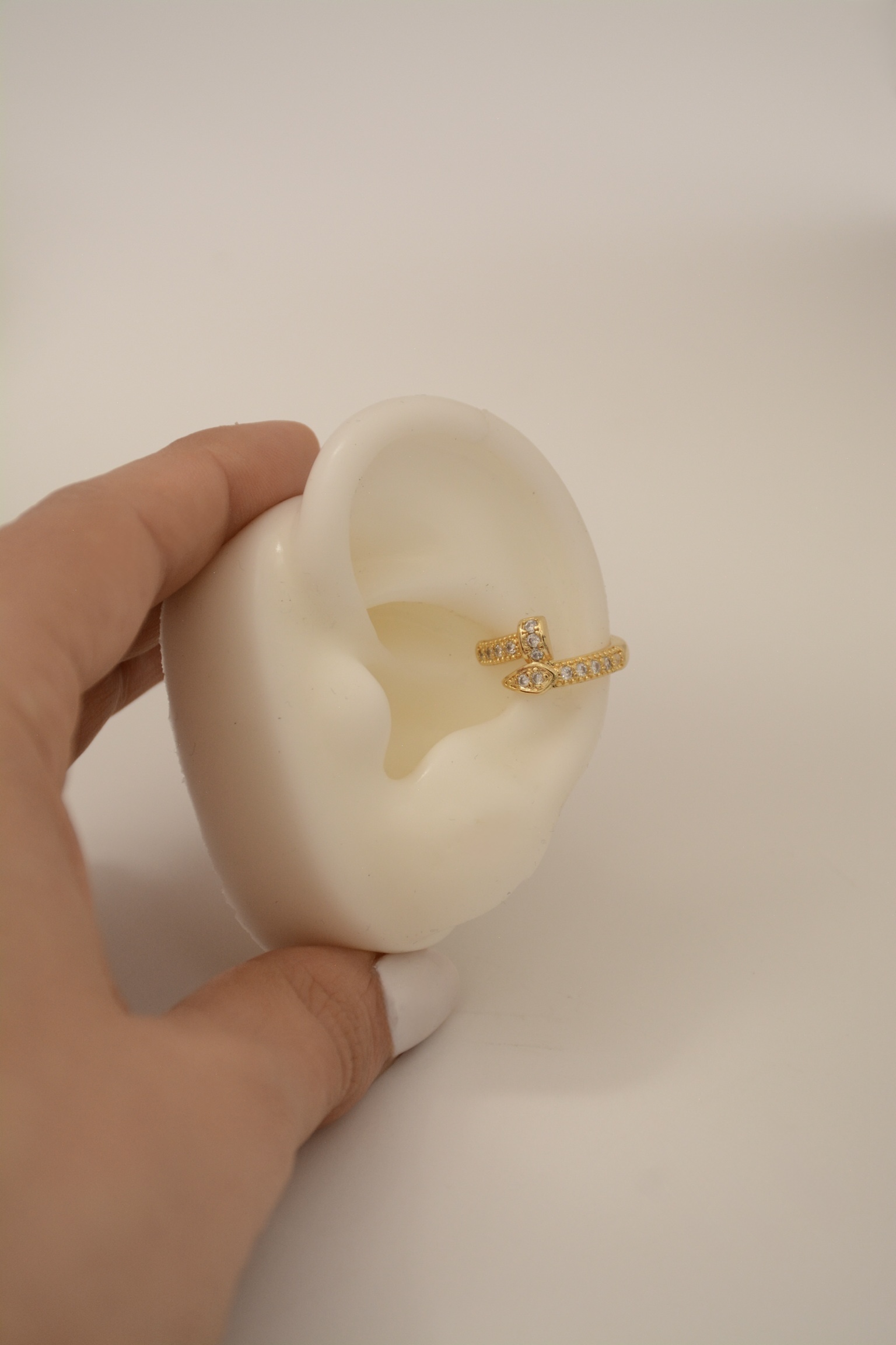 EARCUFF CLAVO