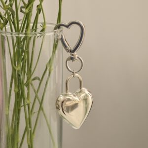 BAGCHARM CORAZÓN SILVER